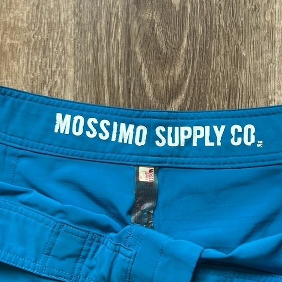 Mossimo Board Shorts - Picture 2 of 4